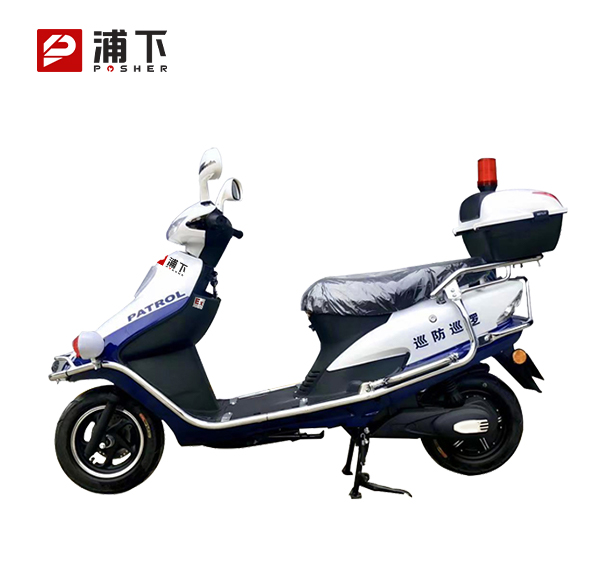 巡逻车